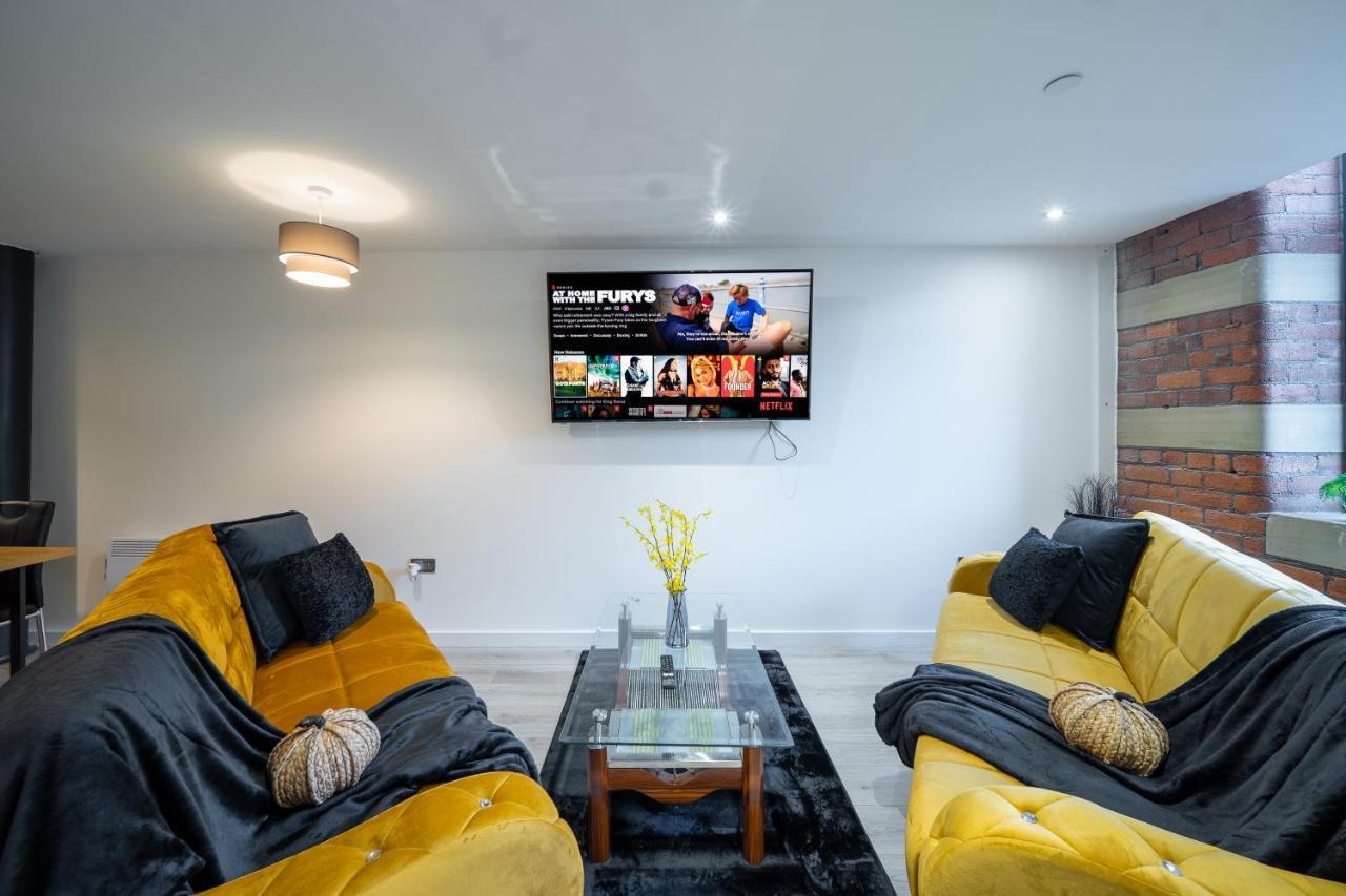 Bv Spacious 1-Bedroom Apartment Close To Town Center - Sleeps 6 Bradford  Exterior foto